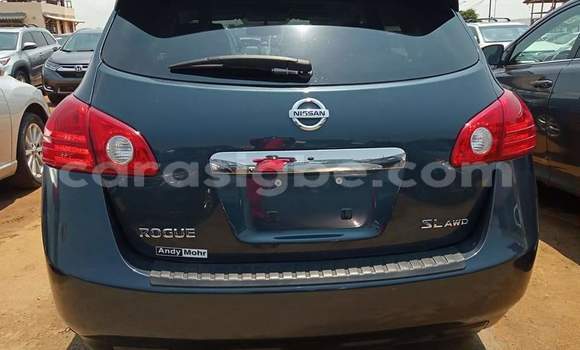 Buy Used Nissan Rogue Silver Car in Lome in Maritime Buy Used Nissan Rogue Silver Car in Lome in Maritime