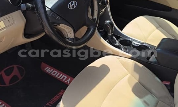 Acheter Occasion Voiture Hyundai Sonata Blanc à Lomé, Togo Acheter Occasion Voiture Hyundai Sonata Blanc à Lomé, Togo