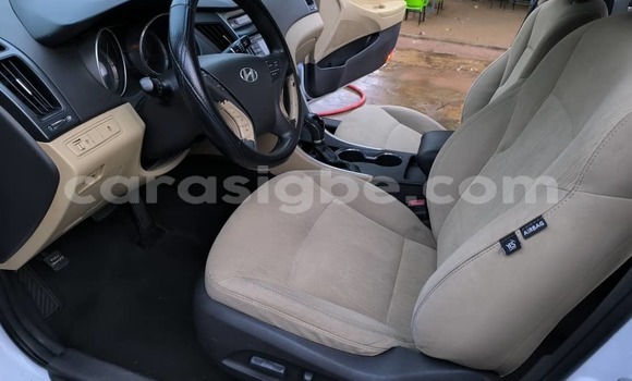 Acheter Occasion Voiture Hyundai Sonata Blanc à Lomé, Togo Acheter Occasion Voiture Hyundai Sonata Blanc à Lomé, Togo