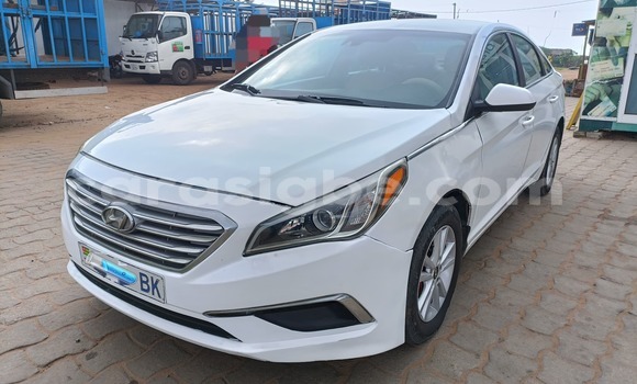 Acheter Occasion Voiture Hyundai Sonata Blanc à Lomé, Togo Acheter Occasion Voiture Hyundai Sonata Blanc à Lomé, Togo