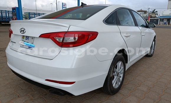 Acheter Occasion Voiture Hyundai Sonata Blanc à Lomé, Togo Acheter Occasion Voiture Hyundai Sonata Blanc à Lomé, Togo