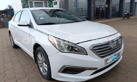 Acheter Occasion Voiture Hyundai Sonata Blanc à Lomé, Togo Acheter Occasion Voiture Hyundai Sonata Blanc à Lomé, Togo