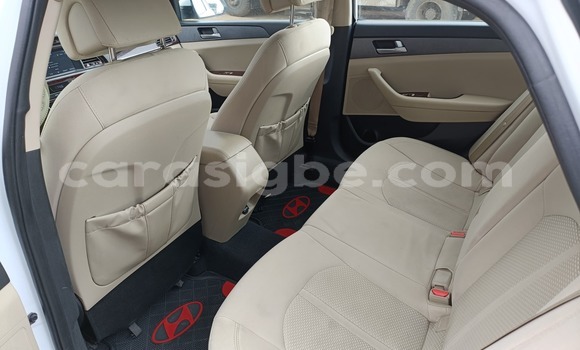 Acheter Occasion Voiture Hyundai Sonata Blanc à Lomé, Togo Acheter Occasion Voiture Hyundai Sonata Blanc à Lomé, Togo