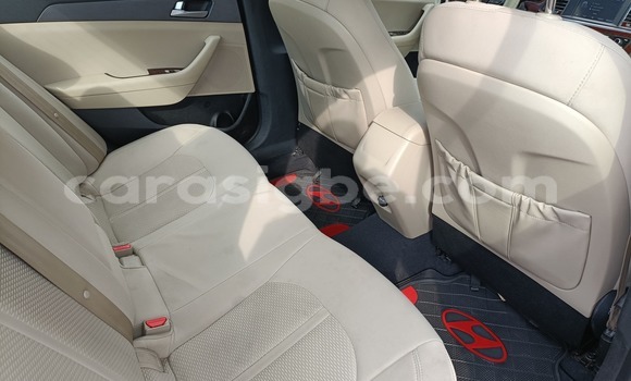 Acheter Occasion Voiture Hyundai Sonata Blanc à Lomé, Togo Acheter Occasion Voiture Hyundai Sonata Blanc à Lomé, Togo