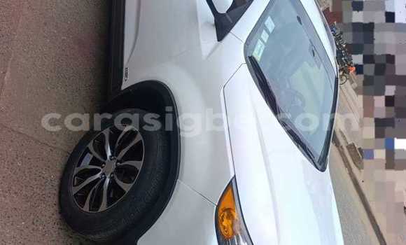 Acheter Occasion Voiture Kia Sorento Blanc à Lomé, Maritime Acheter Occasion Voiture Kia Sorento Blanc à Lomé, Maritime