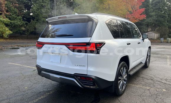 Acheter Occasion Voiture Lexus LX Blanc à Aného, Togo Acheter Occasion Voiture Lexus LX Blanc à Aného, Togo