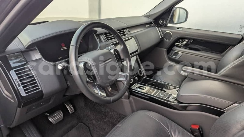 Big with watermark land rover range rover vogue west africa lome 10824