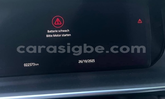 Acheter Occasion Voiture Land Rover Range Rover Vogue Gris à Lome, West africa Acheter Occasion Voiture Land Rover Range Rover Vogue Gris à Lome, West africa