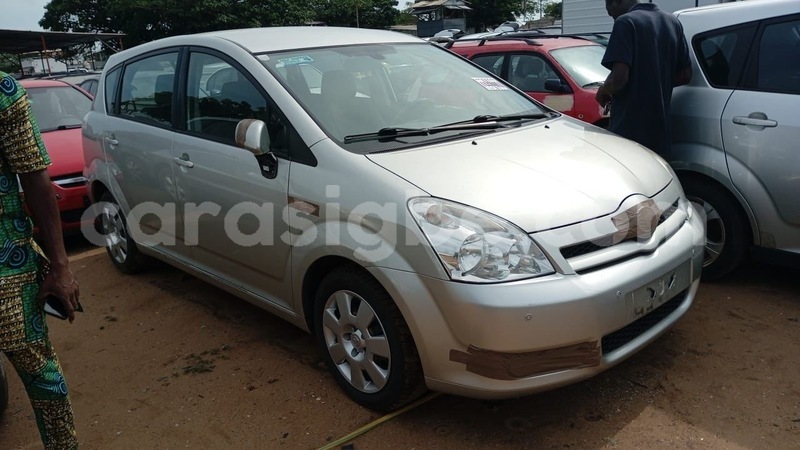 Big with watermark toyota verso maritime lome 10830