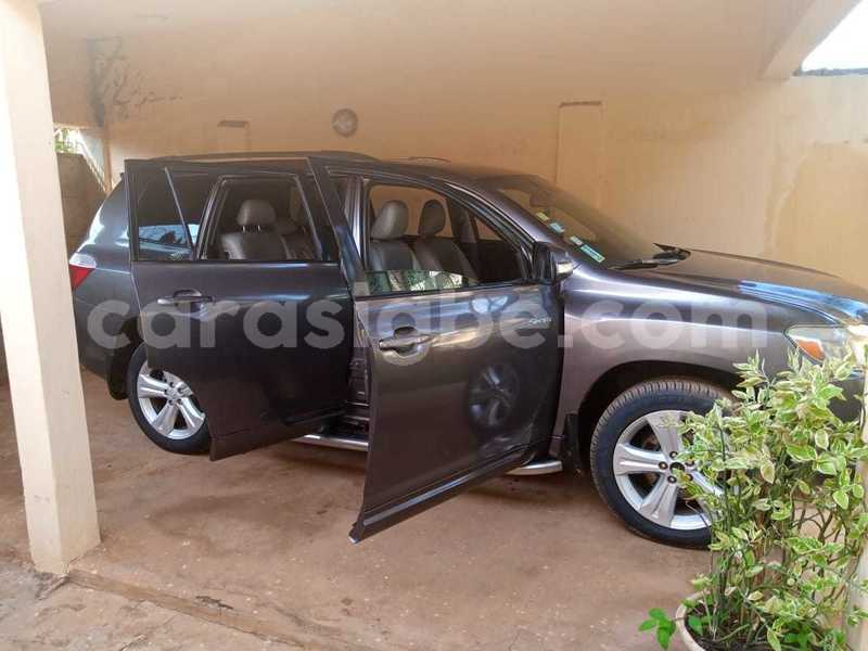 Big with watermark toyota highlander west africa lome 10834