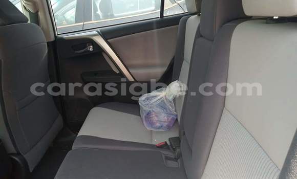 Buy Used Toyota RAV4 White Car in Lome in Maritime Buy Used Toyota RAV4 White Car in Lome in Maritime