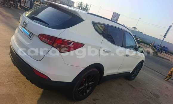 Acheter Occasion Voiture Hyundai Santa Fe Blanc à Lomé, Maritime Acheter Occasion Voiture Hyundai Santa Fe Blanc à Lomé, Maritime