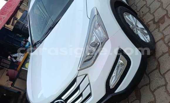 Acheter Occasion Voiture Hyundai Santa Fe Blanc à Lomé, Maritime Acheter Occasion Voiture Hyundai Santa Fe Blanc à Lomé, Maritime