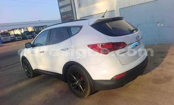 Acheter Occasion Voiture Hyundai Santa Fe Blanc à Lomé, Maritime Acheter Occasion Voiture Hyundai Santa Fe Blanc à Lomé, Maritime
