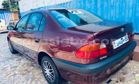 Acheter Occasion Voiture Toyota Avensis Rouge à Lomé, Maritime Acheter Occasion Voiture Toyota Avensis Rouge à Lomé, Maritime