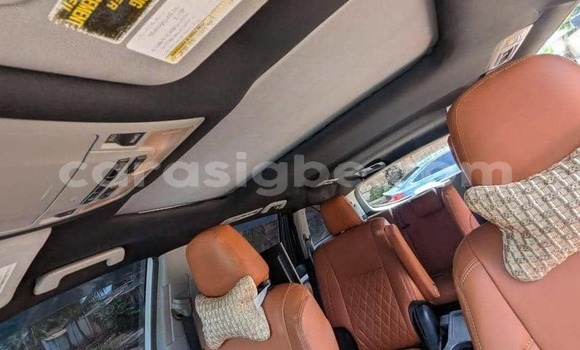 Acheter Occasion Voiture Toyota Highlander Blanc à Lomé, Maritime Acheter Occasion Voiture Toyota Highlander Blanc à Lomé, Maritime