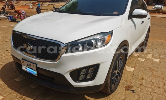 Acheter Occasion Voiture Kia Sorento Blanc à Lomé, Togo Acheter Occasion Voiture Kia Sorento Blanc à Lomé, Togo