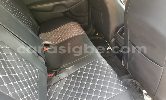 Acheter Occasion Voiture Kia Sorento Blanc à Lomé, Togo Acheter Occasion Voiture Kia Sorento Blanc à Lomé, Togo