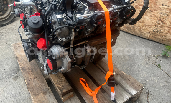 Acheter 13 Mercedes ML63 AMG. à Lomé, Togo Acheter 13 Mercedes ML63 AMG. à Lomé, Togo