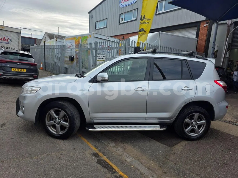Big with watermark toyota rav4 togo lome 10860