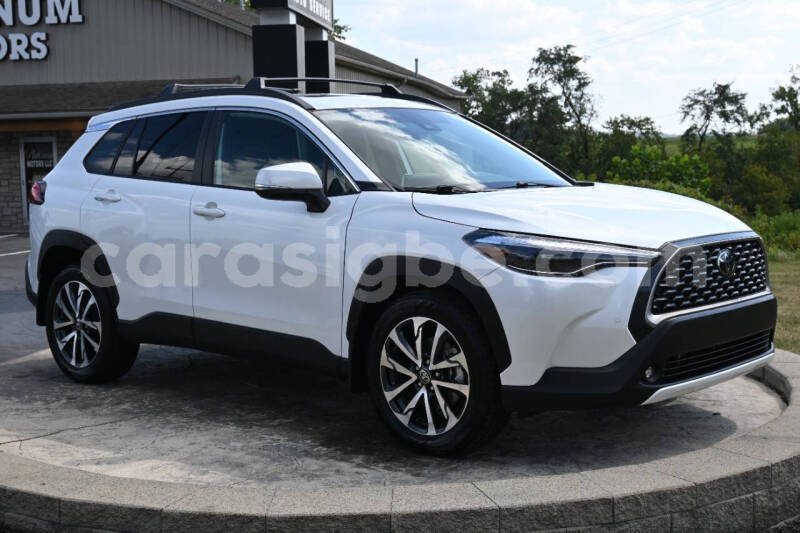 Big with watermark toyota corolla cross togo lome 10871