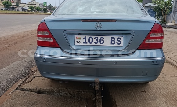 Acheter Occasion Voiture Mercedes‒Benz 200 Bleu à Lomé, Maritime Acheter Occasion Voiture Mercedes‒Benz 200 Bleu à Lomé, Maritime