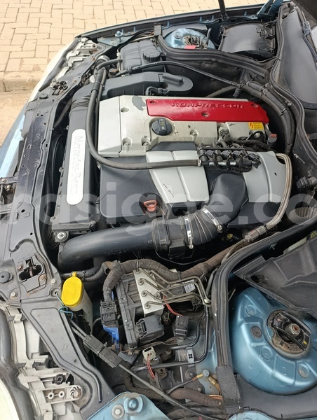 Big with watermark mercedes benz 200 maritime lome 10874