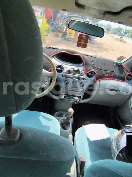 Big with watermark toyota yaris maritime lome 10878