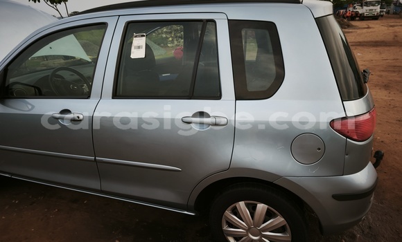 Acheter Occasion Voiture Mazda 2 Bleu à Lomé, Maritime Acheter Occasion Voiture Mazda 2 Bleu à Lomé, Maritime