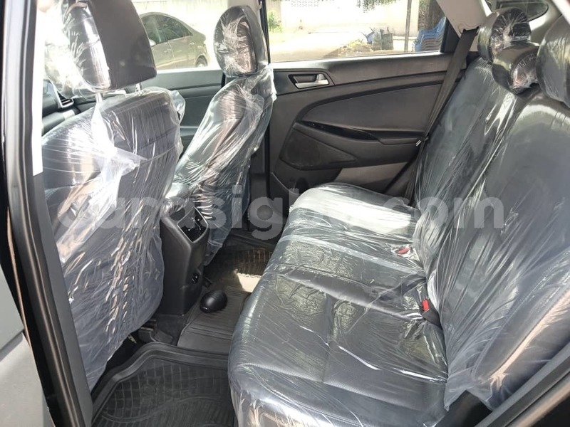 Big with watermark hyundai tucson maritime lome 10881