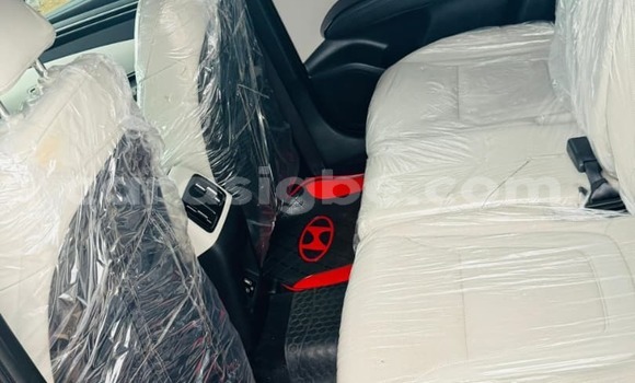 Acheter Occasion Voiture Hyundai Tucson Noir à Lome, West africa Acheter Occasion Voiture Hyundai Tucson Noir à Lome, West africa