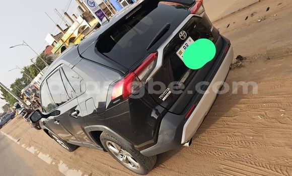 Acheter Occasion Voiture Toyota RAV4 Noir à Lomé, Togo Acheter Occasion Voiture Toyota RAV4 Noir à Lomé, Togo