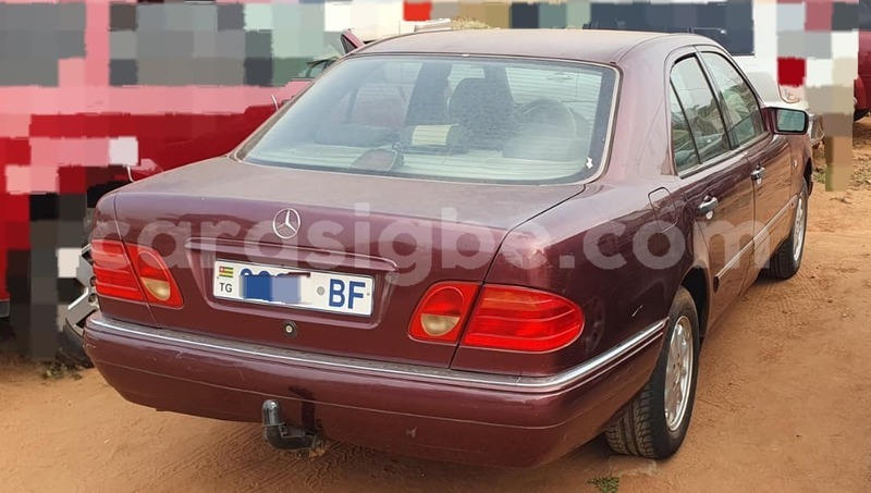 Big with watermark mercedes benz e classe togo lome 9532