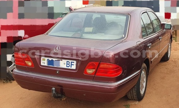 Acheter Occasion Voiture Mercedes-Benz E-Classe Autre à Lomé, Togo Acheter Occasion Voiture Mercedes-Benz E-Classe Autre à Lomé, Togo