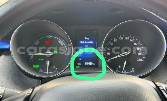 Acheter Occasion Voiture Toyota C-HR Bleu à Lomé, Maritime Acheter Occasion Voiture Toyota C-HR Bleu à Lomé, Maritime