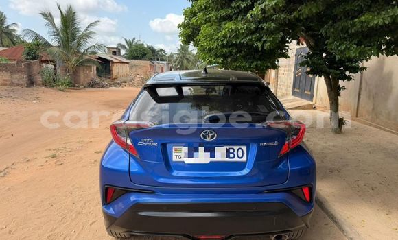 Acheter Occasion Voiture Toyota C-HR Bleu à Lomé, Maritime Acheter Occasion Voiture Toyota C-HR Bleu à Lomé, Maritime
