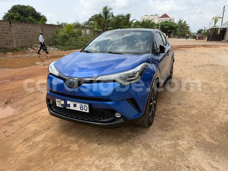 Big with watermark toyota c hr maritime lome 10886