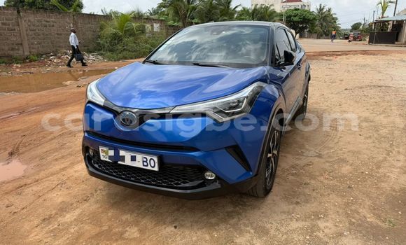 Acheter Occasion Voiture Toyota C-HR Bleu à Lomé, Maritime Acheter Occasion Voiture Toyota C-HR Bleu à Lomé, Maritime