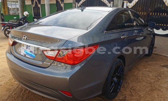 Acheter Occasion Voiture Hyundai Sonata Gris à Lomé, Togo Acheter Occasion Voiture Hyundai Sonata Gris à Lomé, Togo