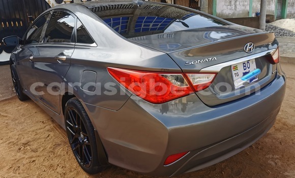 Acheter Occasion Voiture Hyundai Sonata Gris à Lomé, Togo Acheter Occasion Voiture Hyundai Sonata Gris à Lomé, Togo