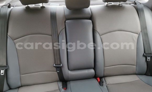 Acheter Occasion Voiture Hyundai Sonata Gris à Lomé, Togo Acheter Occasion Voiture Hyundai Sonata Gris à Lomé, Togo