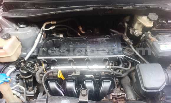 Buy Used Kia Sportage Silver Car in Lome in Togo Buy Used Kia Sportage Silver Car in Lome in Togo