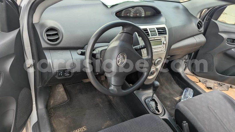 Big with watermark toyota yaris togo lome 10898