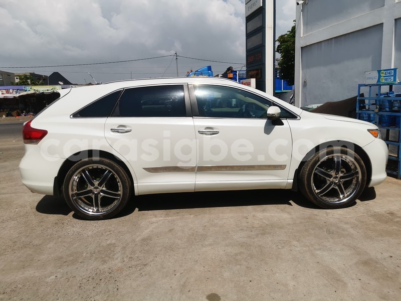 Big with watermark toyota venza west africa lome 10900