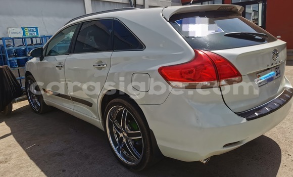 Buy Used Toyota Venza White Car in Lome in West africa Buy Used Toyota Venza White Car in Lome in West africa