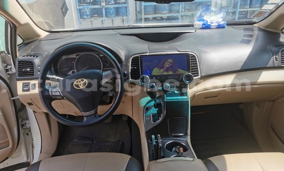 Buy Used Toyota Venza White Car in Lome in West africa Buy Used Toyota Venza White Car in Lome in West africa