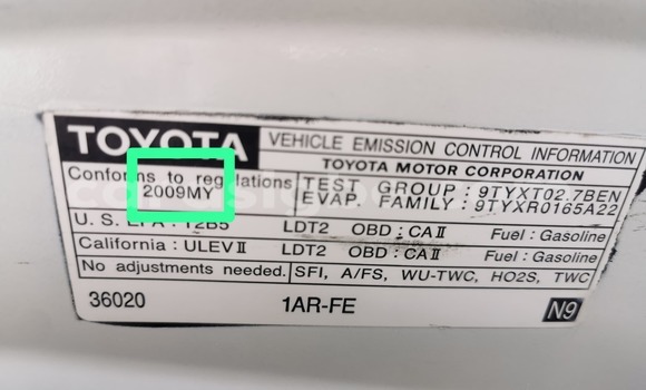 Buy Used Toyota Venza White Car in Lome in West africa Buy Used Toyota Venza White Car in Lome in West africa