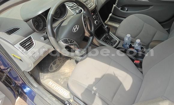 Acheter Occasion Voiture Hyundai Elantra Bleu à Lome, West africa