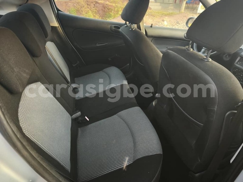 Big with watermark peugeot 206 maritime lome 10906