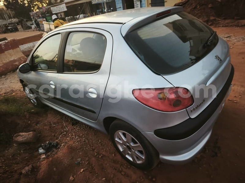 Big with watermark peugeot 206 maritime lome 10906